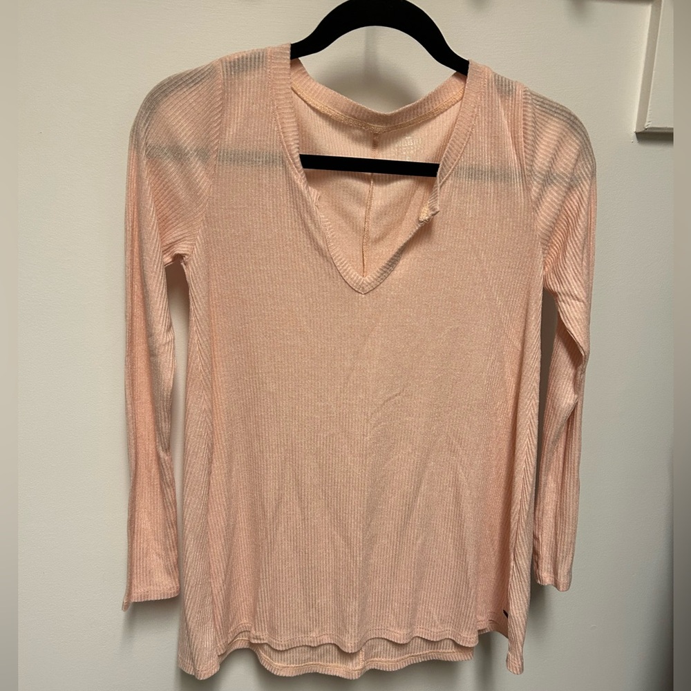Hollister light weight ribbed long-sleeve tee